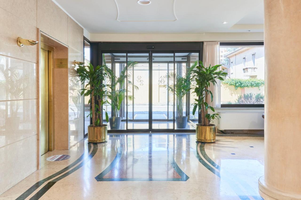 Hotel Cyrano Saronno Exterior foto